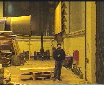 general view near the metal gate, the wind tunnel is on the backscene